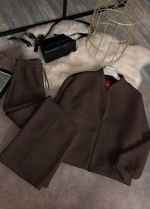 Костюм женский