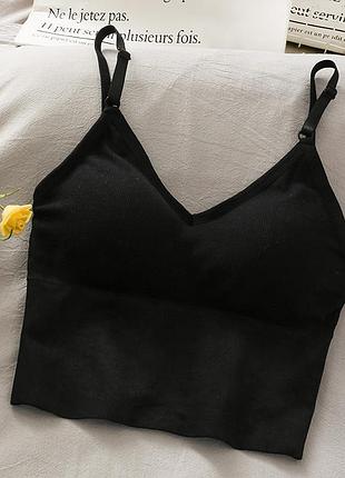 Базовый эластичный топ с чашками