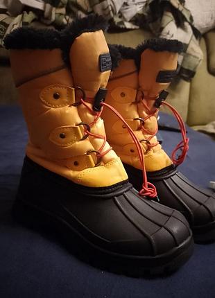 Детские зимние сапоги 32 размер.