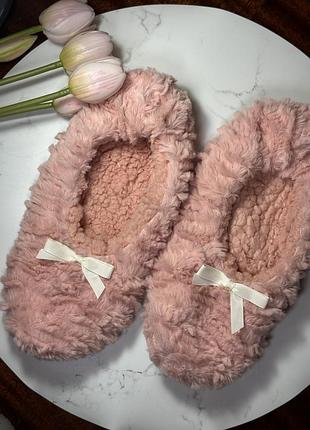 Капці-шкарпетки для дому