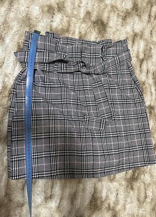 Спідниця в клітинку