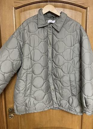 Стёганная лёгкая свободная куртка осень весна 52-54 р