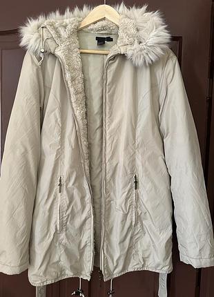 Куртка жіноча