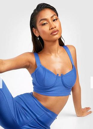 Стильный топ от бренда boohoo
