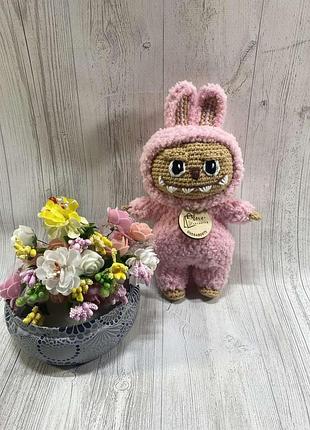 Вязаная игрушка лабубу