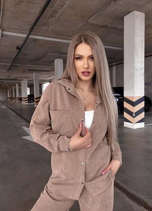 Гарний вельветовий костюм сорочка на кнопках штани джогери на манжетах