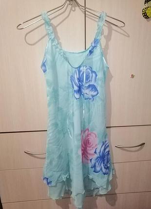 Красива ніжна ночнушка, комбінація, пеньюар