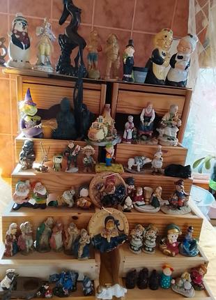 Статуэтки. фигурки. металл, дерево, фарфор