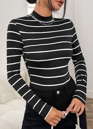 Стильный гольф лонгслив в полоску в рубчик
