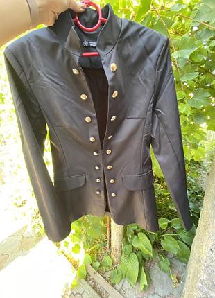 Піджак жіночий