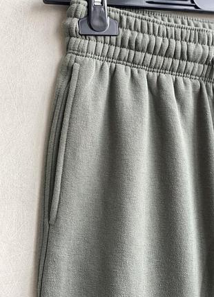 Нові жіночі спортивні штани h&m 3