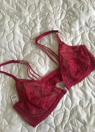 Бюстгальтер новий бренд