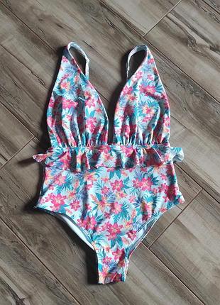 Женский купальник с цветочным принтом