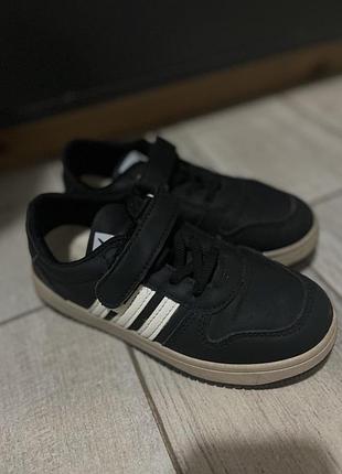 Дитячі кросівки кеди