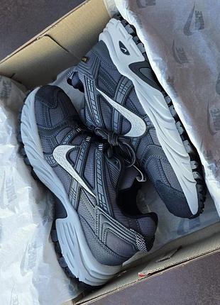 Nike v2k run | gore-tex 
• grey • 2