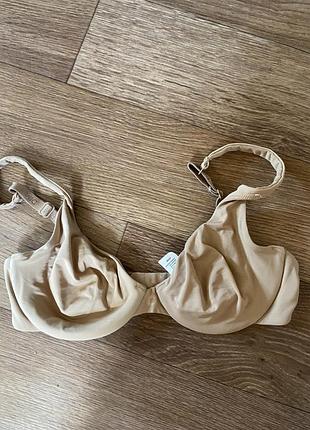 Бюстгальтер