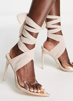 Босоножки на завязках