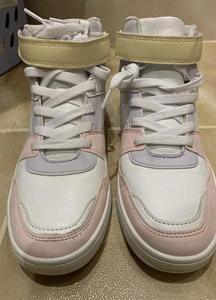 Кросовики високі primark