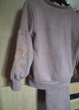 Костюм трендовый вельвет