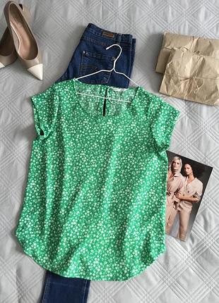 Роскошная красивая блуза свободного кроя в маленький цветочный принт в размере 38