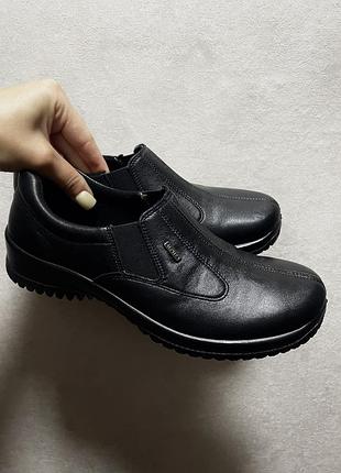 Жіночі черевики