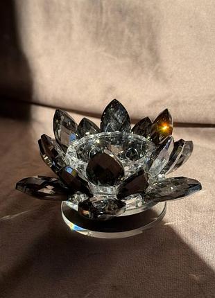 Подсвечник декоративный yiwu хрустальный цветок лотоса стеклянный 6 см графитовый hp-4-92