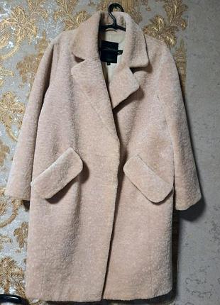 Пальто, шуба, шубка из набивной овечьей шерсти.