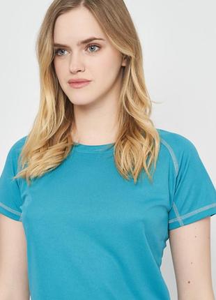 Футболка жіноча