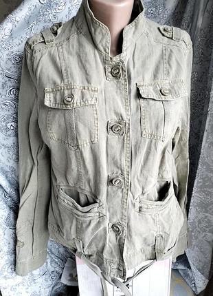 Льняной пиджак с вышивкой