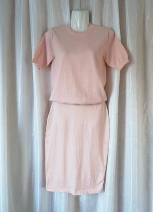 Вязаный костюм футболочка с коротким рукавом и юбка высокая посадка по вязаный костюм футболочка с коротким рукавом и юбка высокая посадка по