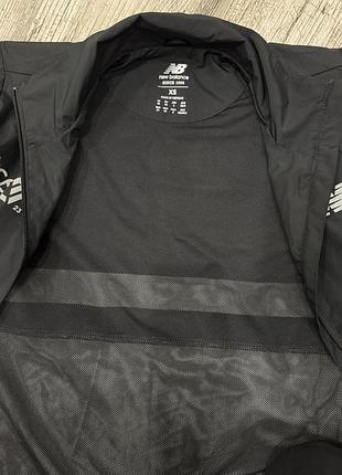 Вітрівка жіноча new balance