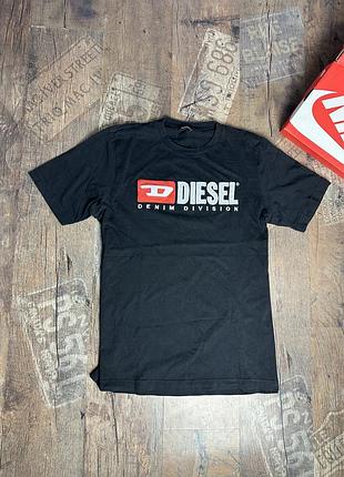 Чоловіча футболка diesel