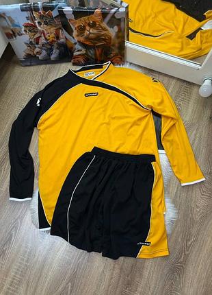 Костюм мужской