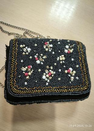Сумка интересная обшитая бисером