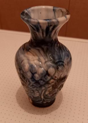 Винтажная вазочка, керамика с мраморным эффектом, рельеф, глазированная