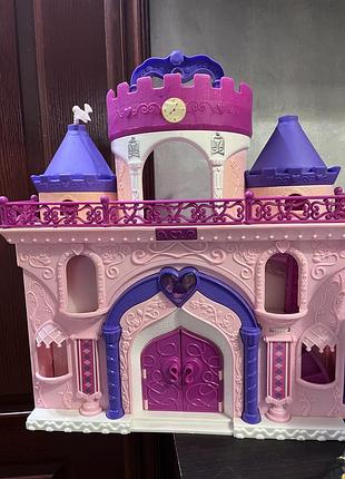 Великий інтерактивний замок