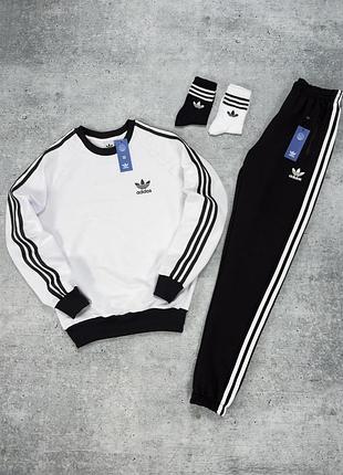 Спортивный костюм adidas свитшот брюки 2 пары носков