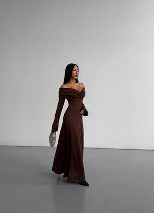Сукня ангорова з відкритими плечима, колір шоколад
