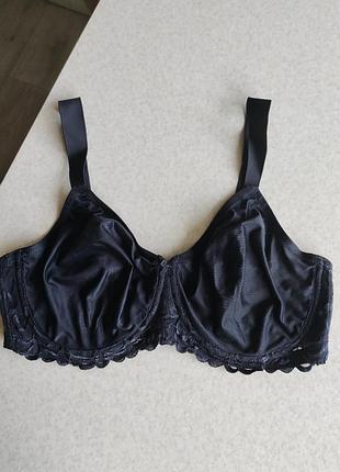 Бюстгальтер triumph