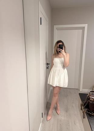 Сукня жіноча, від бренду asos, розмір 12(м) але вшивала трошки. має приховані шортики і кармани. матеріал льон