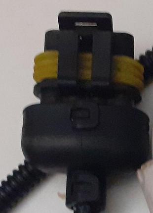 Авто адаптер с разъемом amp 6 usb адаптер v22 6