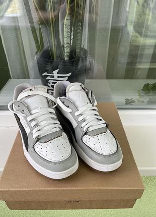 Puma чоловічі кросівки оригінал в ідеальному стані