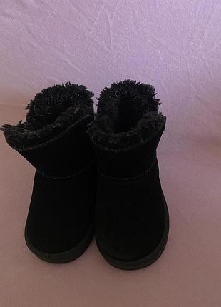Продам дитячі угги 3