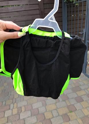 Спортивный костюм ( шорты + топик) состояние нового примерно 5-8 лет, по замерам