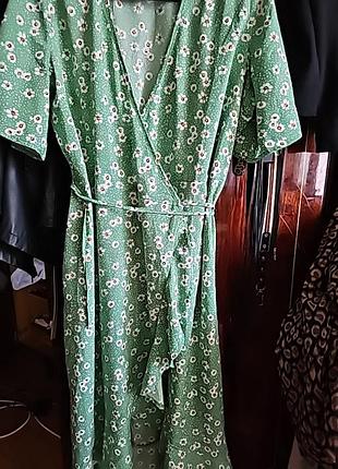 Платье красивое