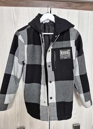 Куртка рубашка в клетку с капюшоном