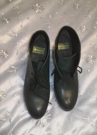 Классичечкие ботинки тёмно-зелёные, 38р-р4 фото