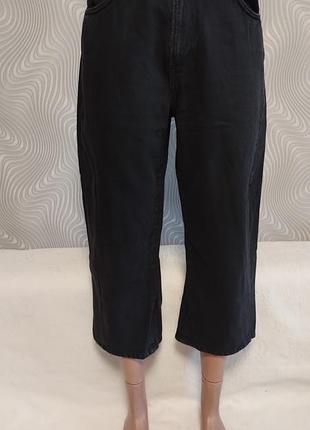 Жіночі короткі джинси