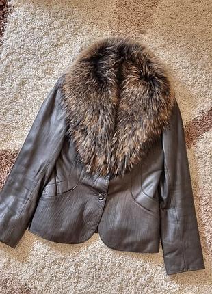 Max mara шкіряний піджак жакет італія шкіра з хутром єнота на підкладці