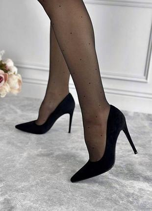 Туфлі човники з вузьким носком на зручному каблуку чорні еко замшеві жіночі осінь